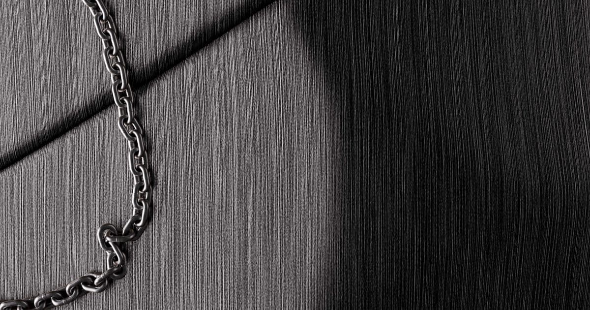 RM006_Heavy-Brushed-Grey.
