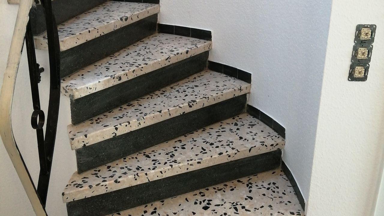 Möbelfolie Steintreppe Holz PZ806 Paleas